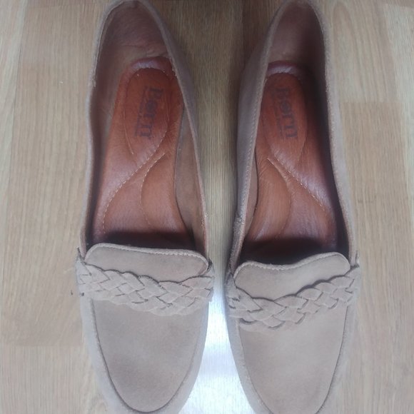 Born Women approx 9 tan taupe suede leather loafers - Picture 1 of 9